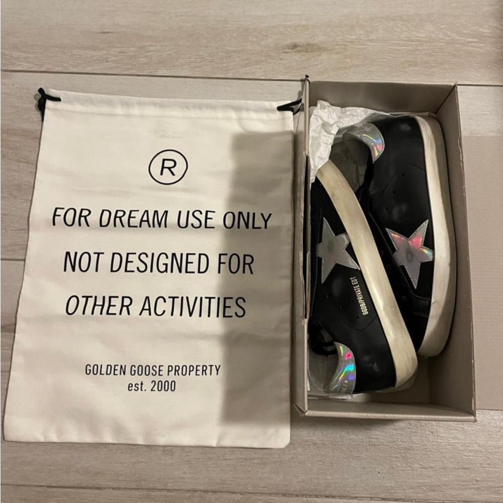 Golden goose shoes size 5